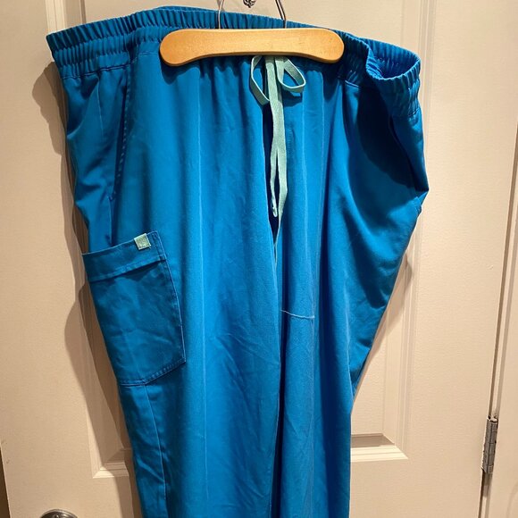 Petite length, Garde Malade, Jogger Scrub pants, Retro Blue - Picture 1 of 3